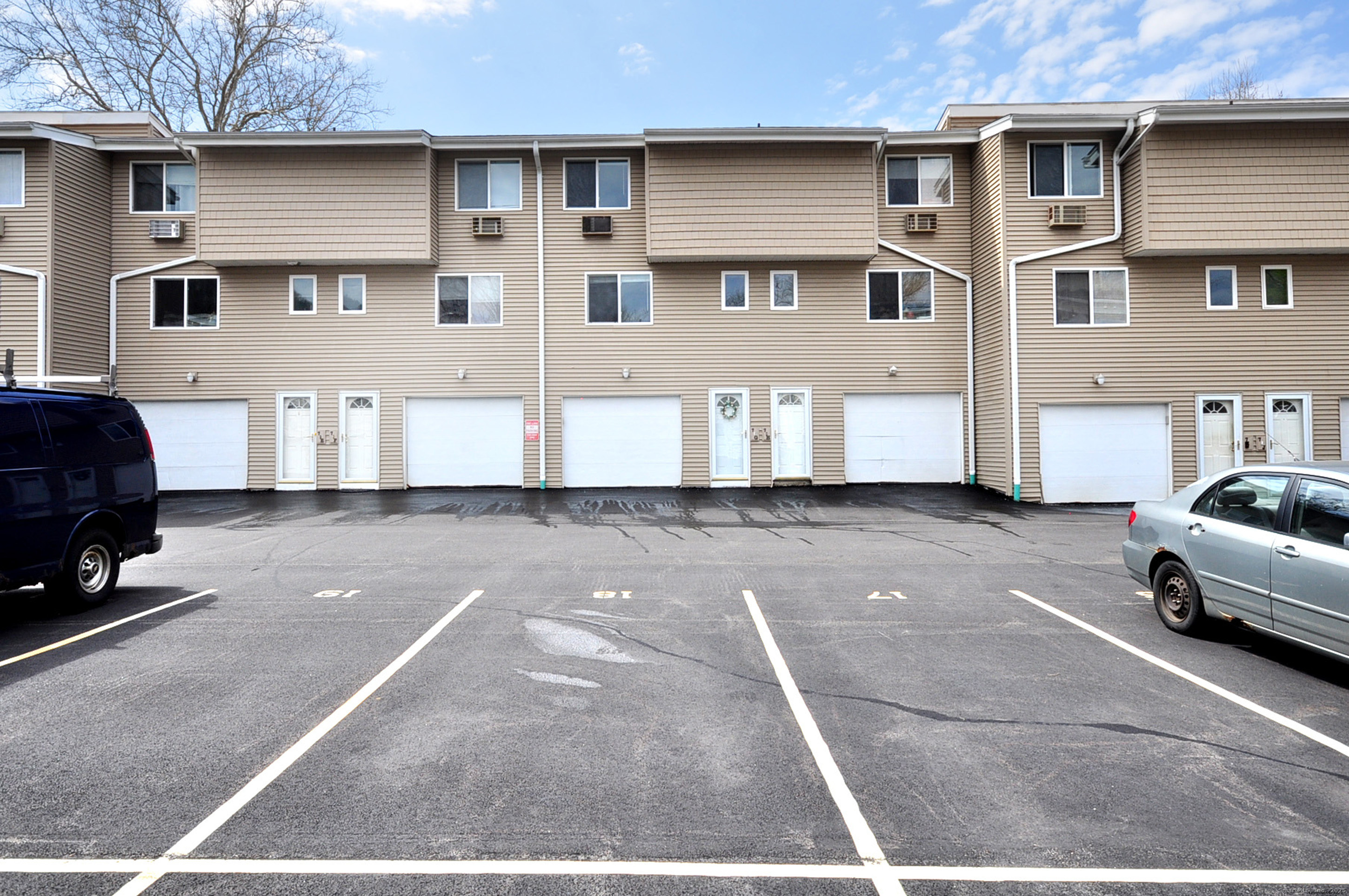 220 Main Street #APT 7G, New Hartford, Connecticut image 2
