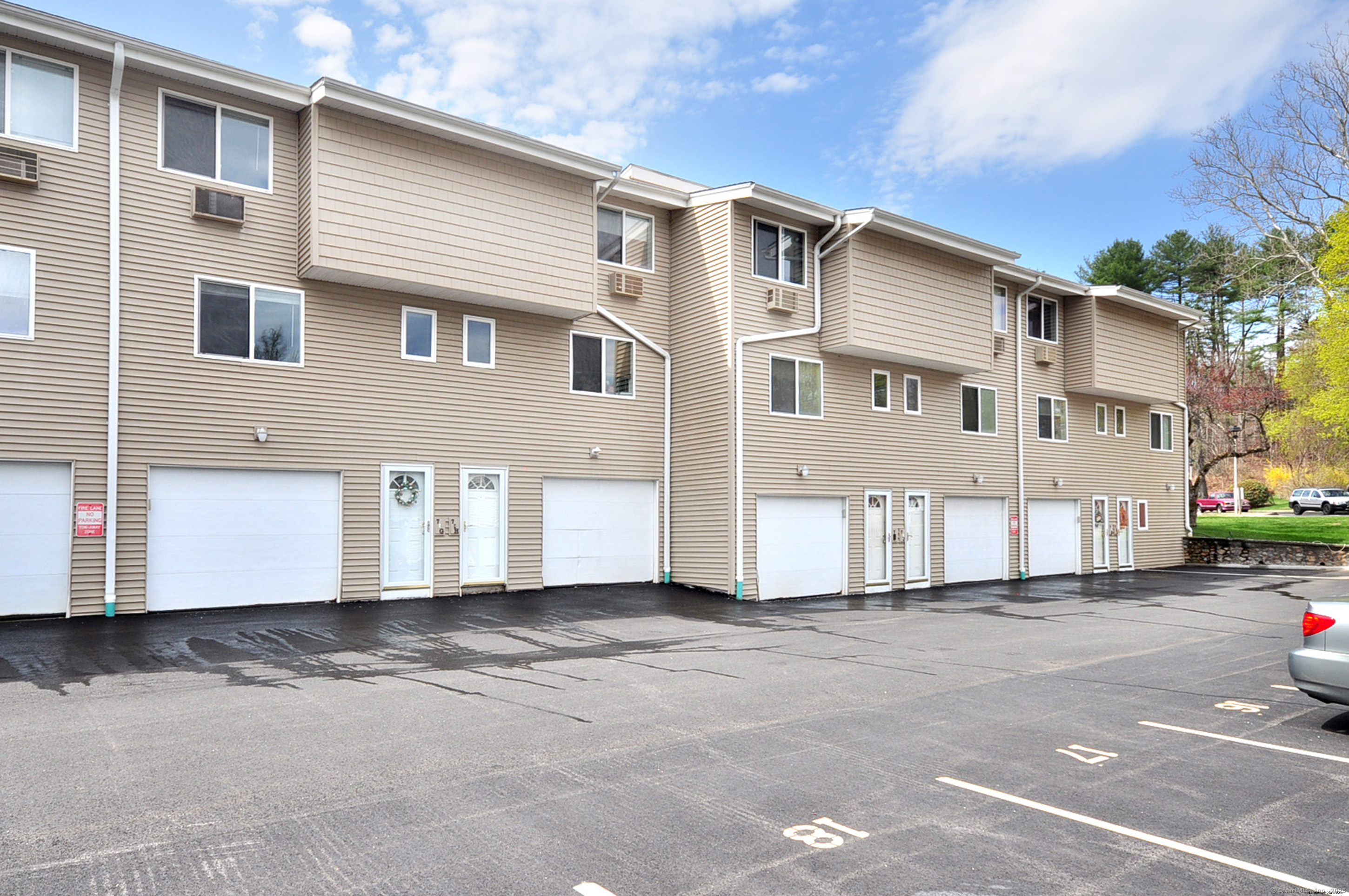 220 Main Street #APT 7G, New Hartford, Connecticut image 1