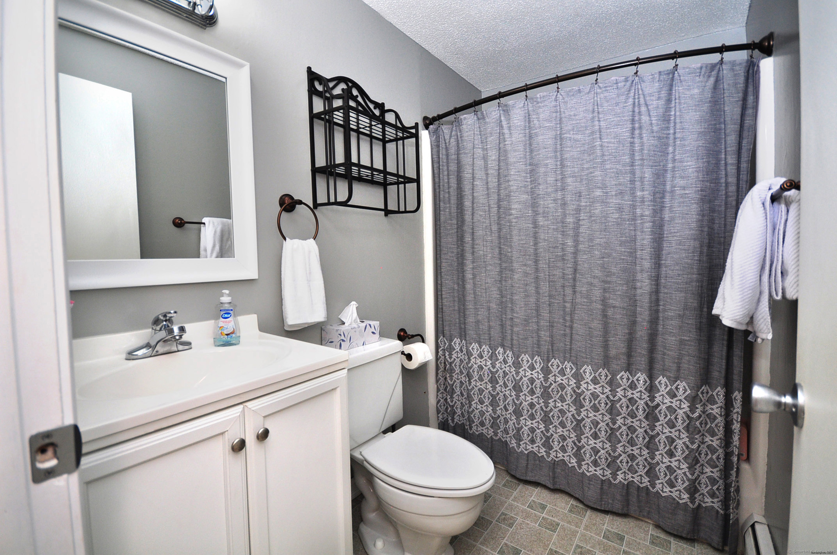 220 Main Street #APT 7G, New Hartford, Connecticut image 34