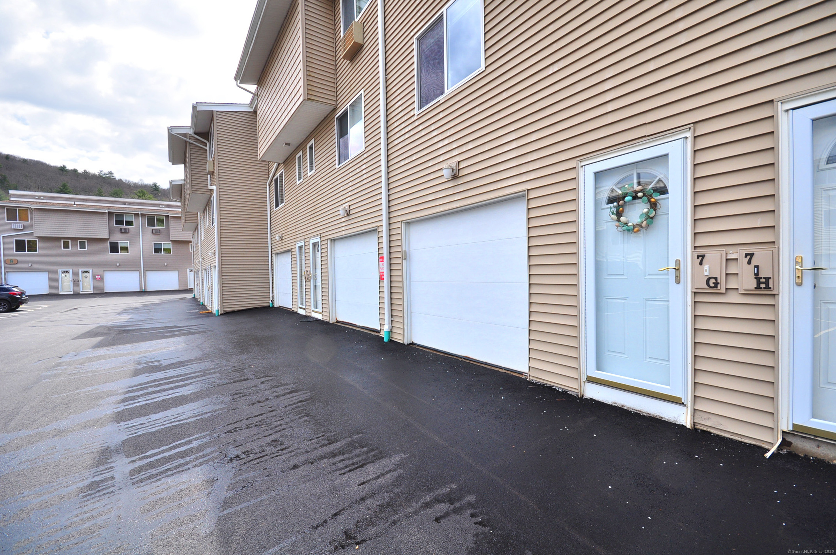 220 Main Street #APT 7G, New Hartford, Connecticut image 3