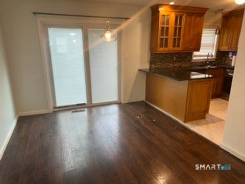 Tiny photo for 433 Blake Street #433, New Haven, CT 06515 (MLS # 24174106)