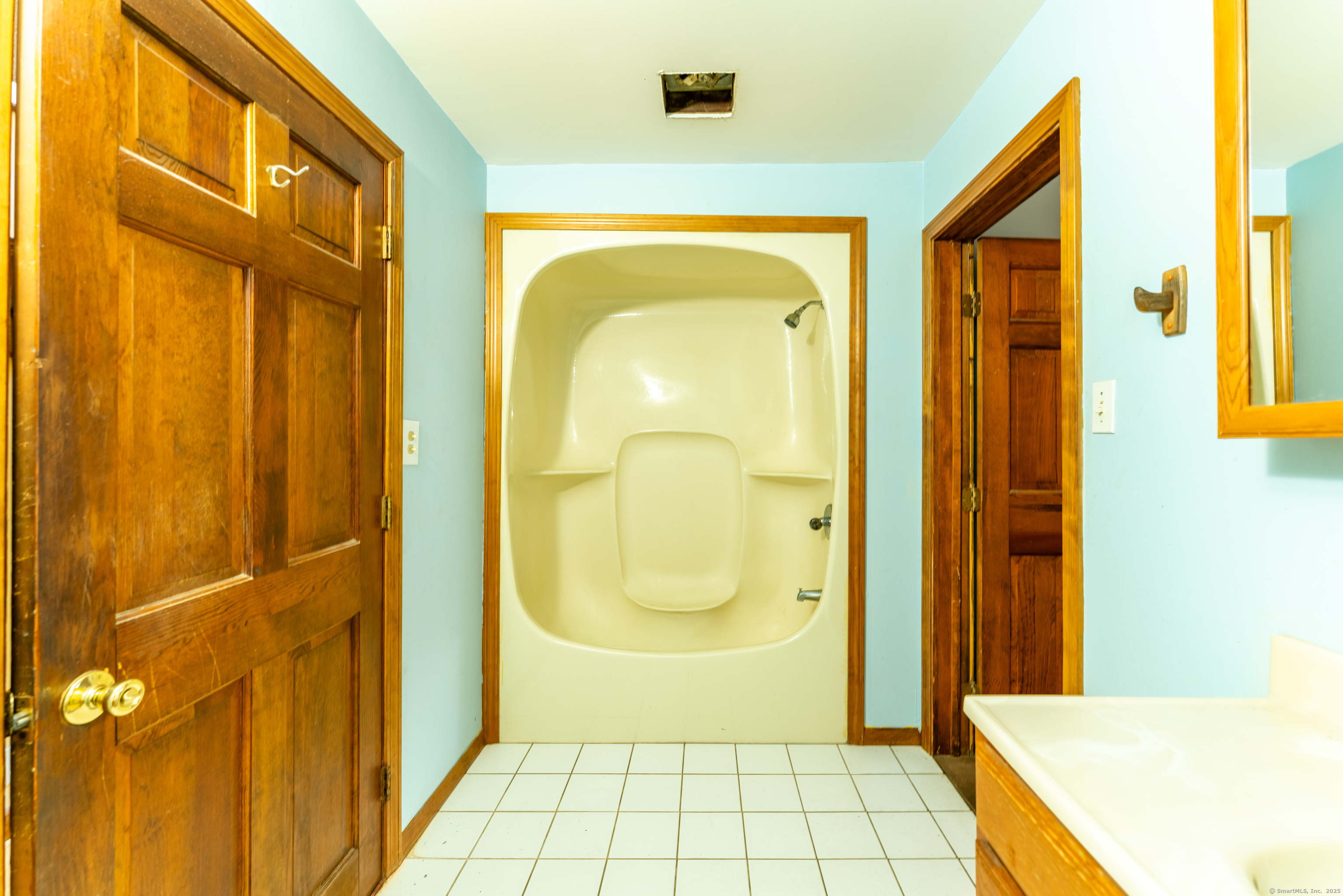 498 Greenhaven Road, Stonington, Connecticut image 13