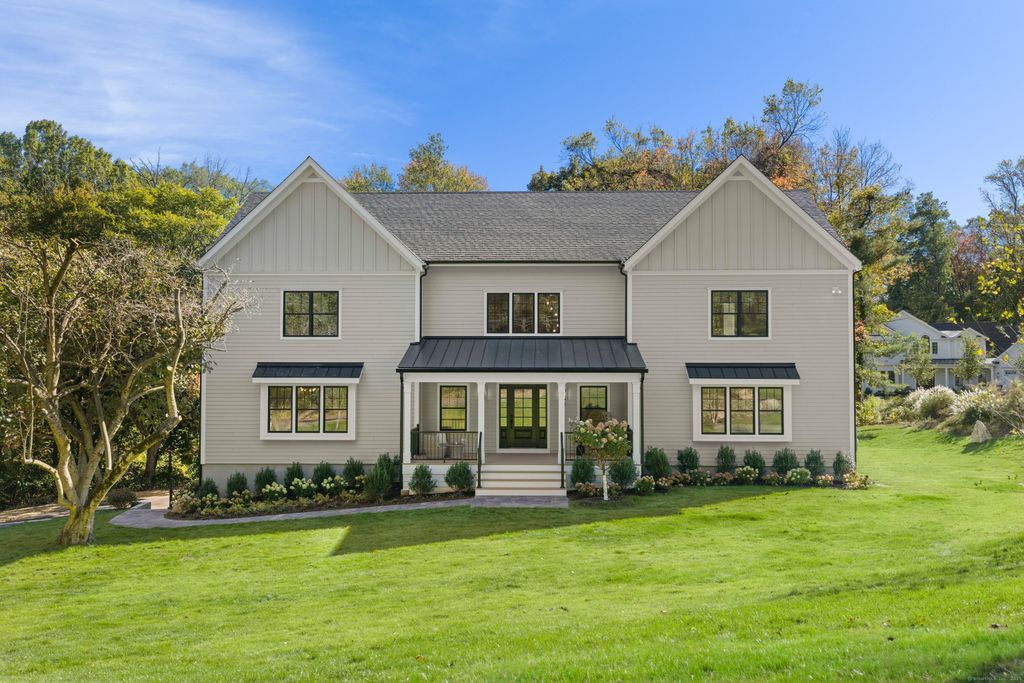 Photo of 31 Gray Farms Road, Stamford, CT 06905 (MLS # 24172434)