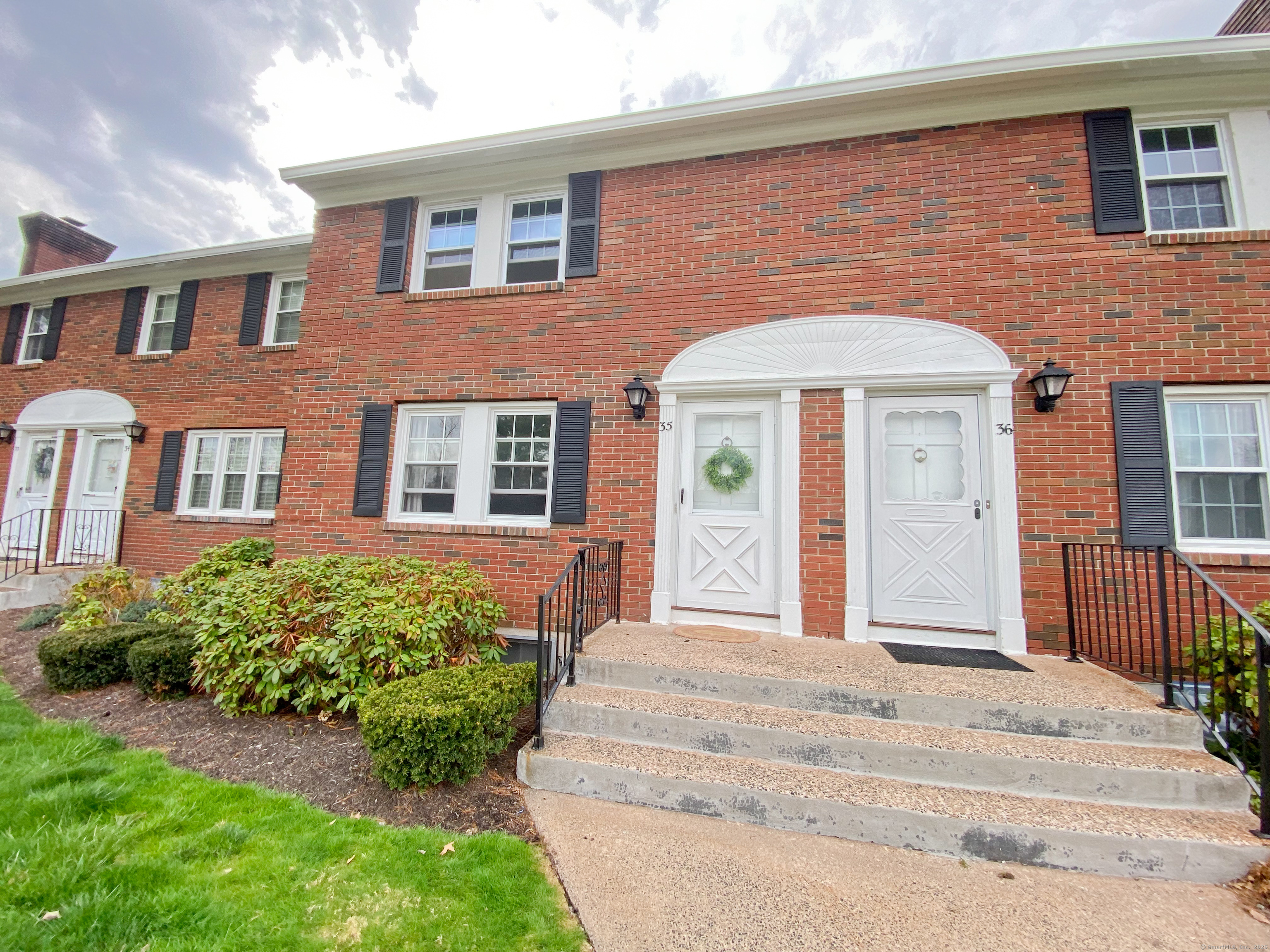35 Brandywine Lane #35, Suffield, Connecticut image 2