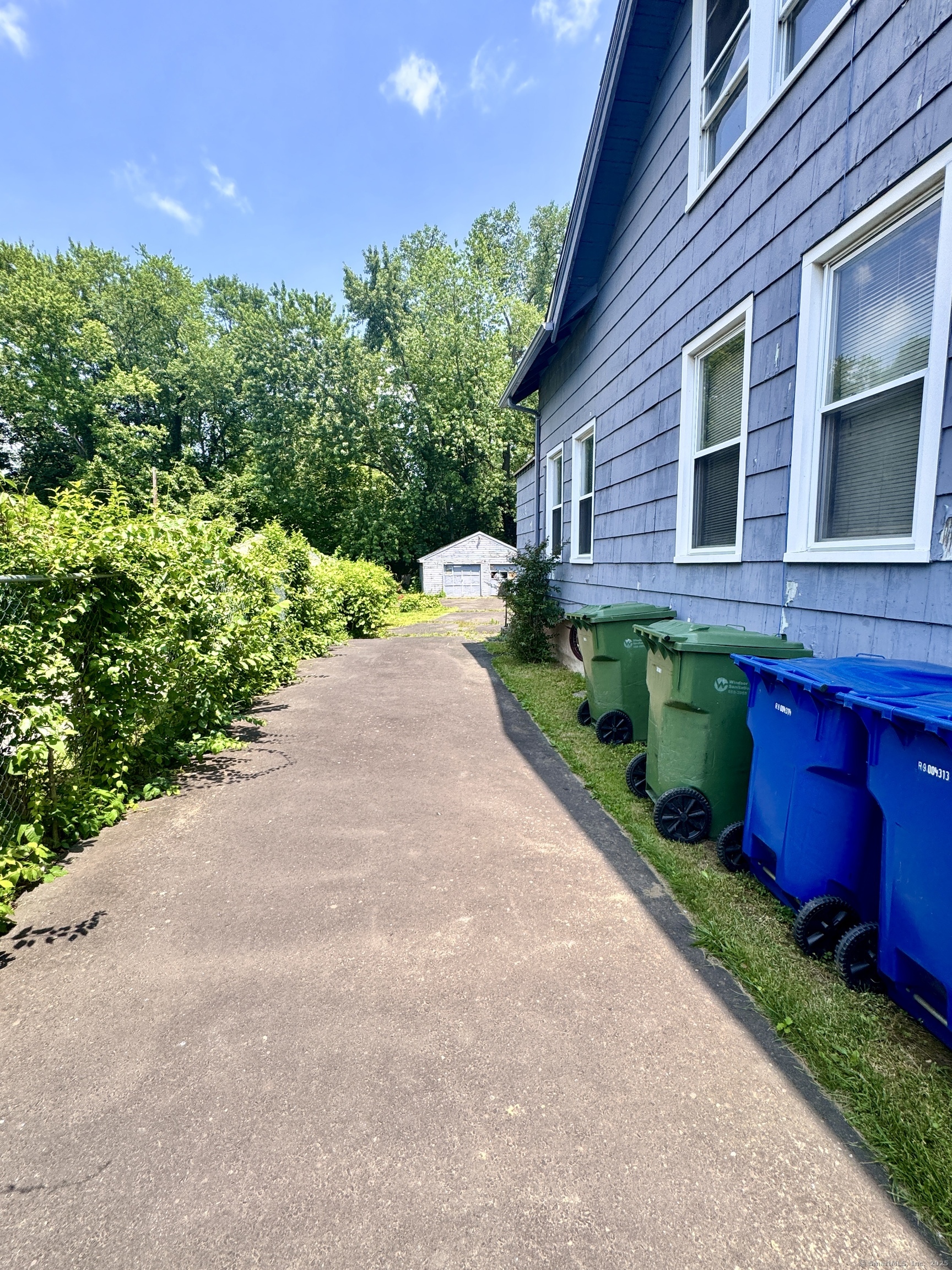 33 Wilson Avenue