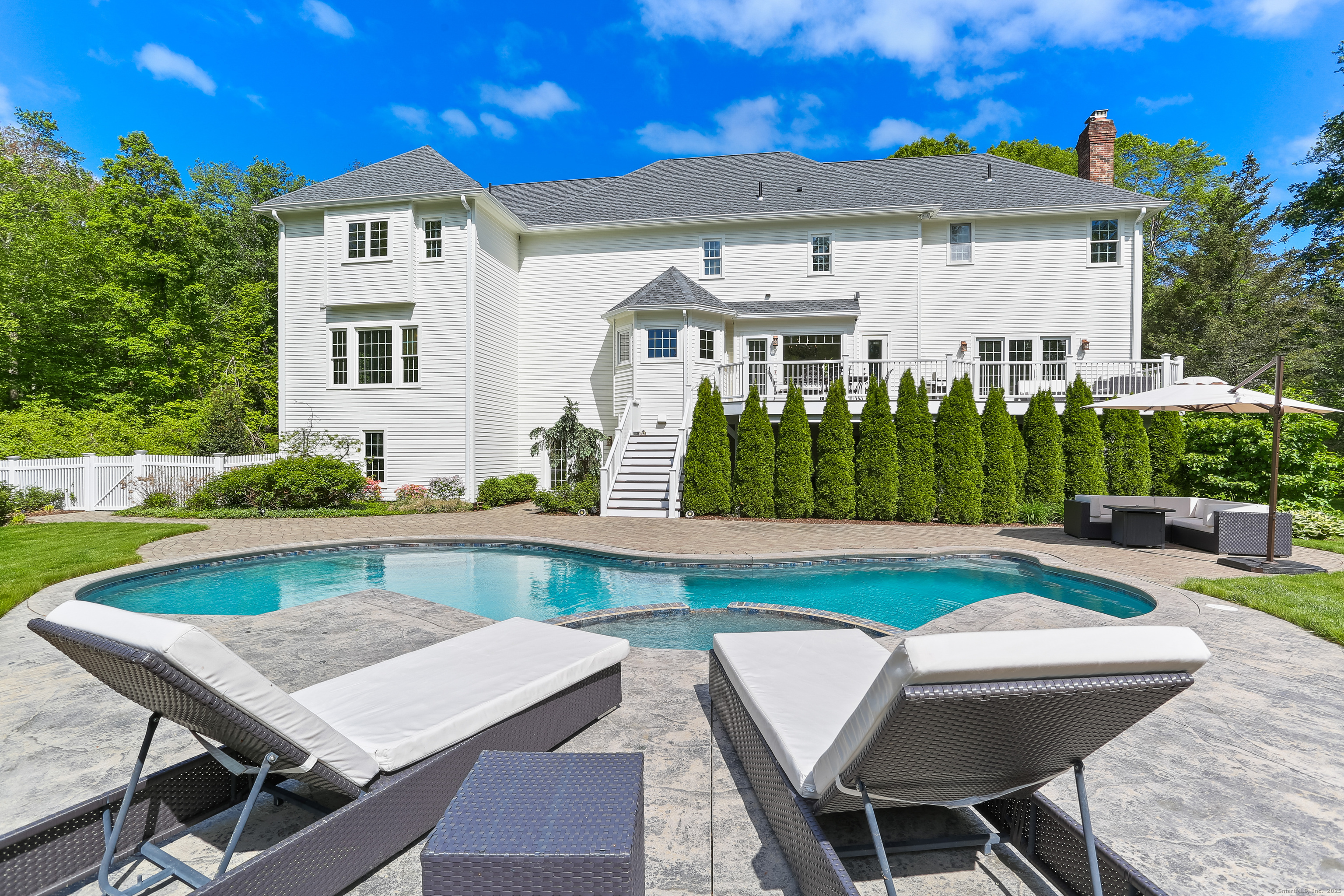 10 Easton Heights Lane