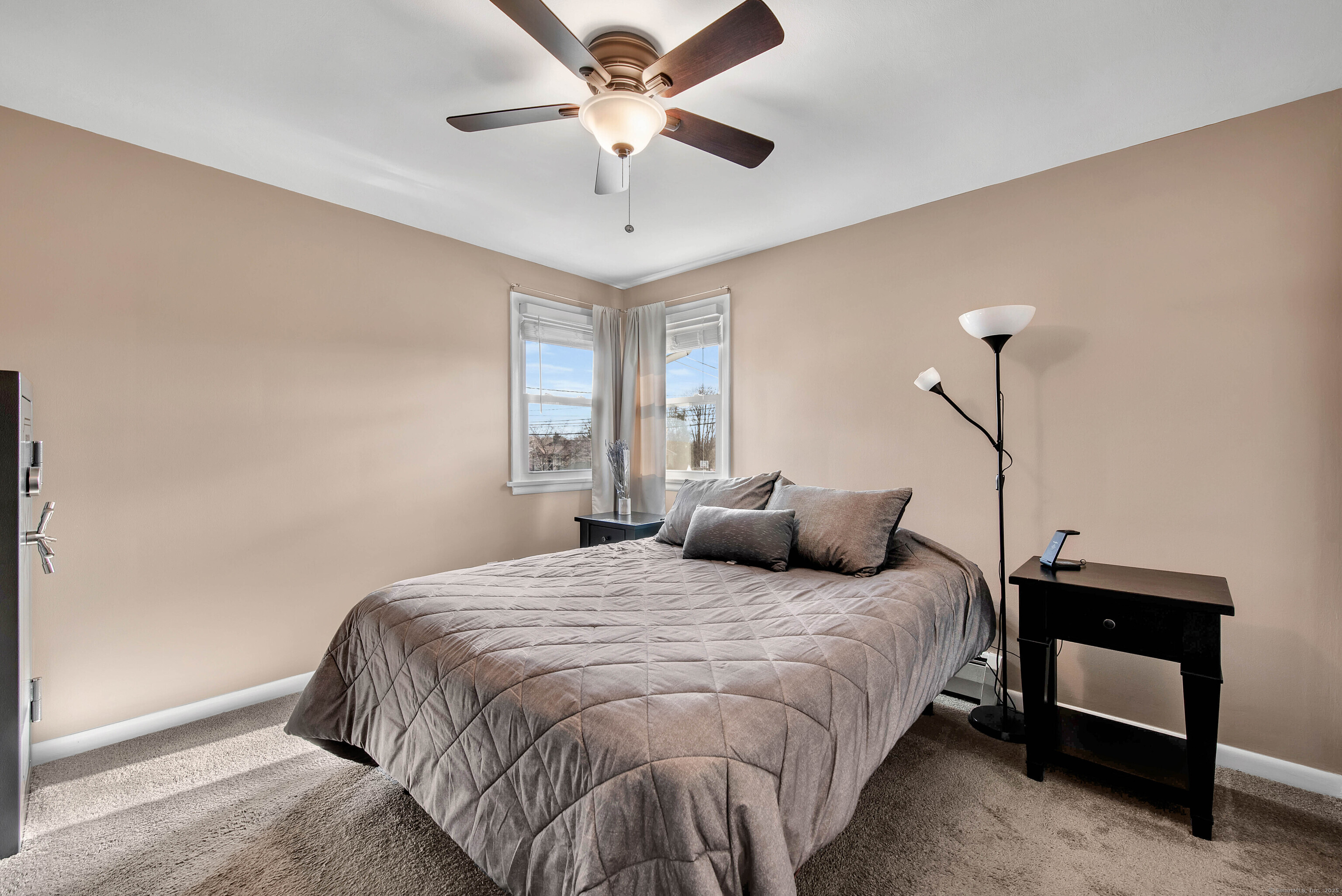 232 Beach Road, Wolcott, Connecticut image 14