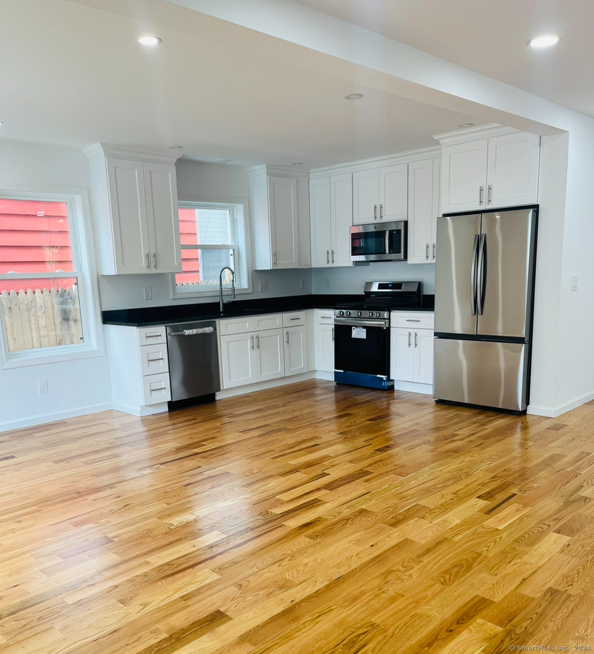 Rental Property at 334 Carroll Avenue, Bridgeport, Connecticut - Bedrooms: 3 
Bathrooms: 3 
Rooms: 5  - $2,650 MO.
