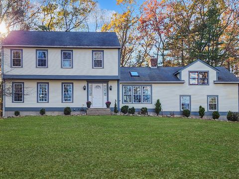 11 Silver Birch Lane Clinton CT 06413