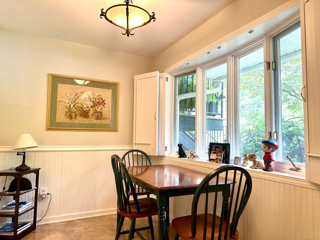 Photo of 2700 Bedford Street #J, Stamford, CT 06905 (MLS # 24130436)