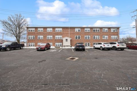 Tiny photo for 46 N Cherry Street #6, Wallingford, CT 06492 (MLS # 24155031)