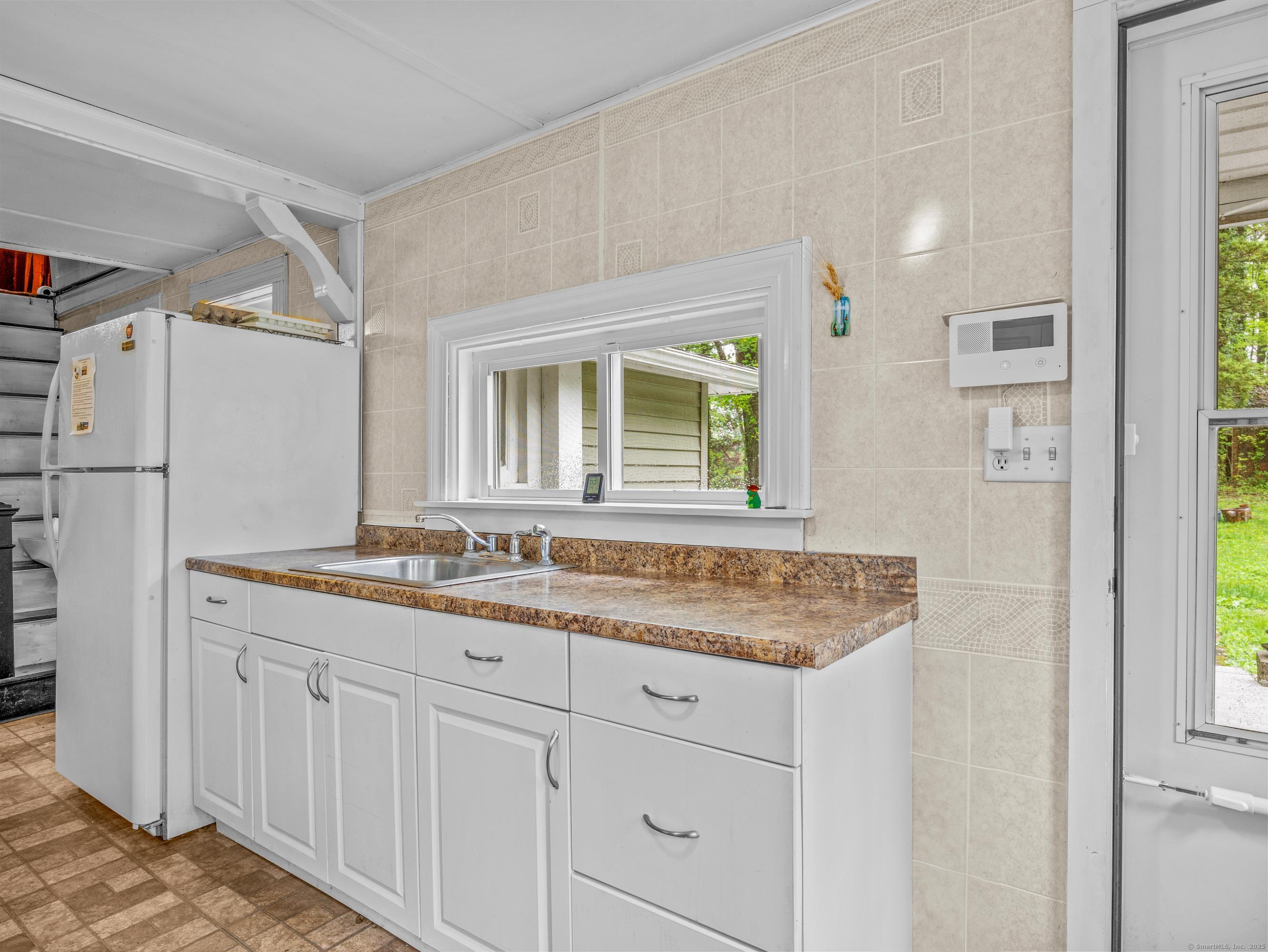 54 Shore Drive, Guilford, Connecticut image 10