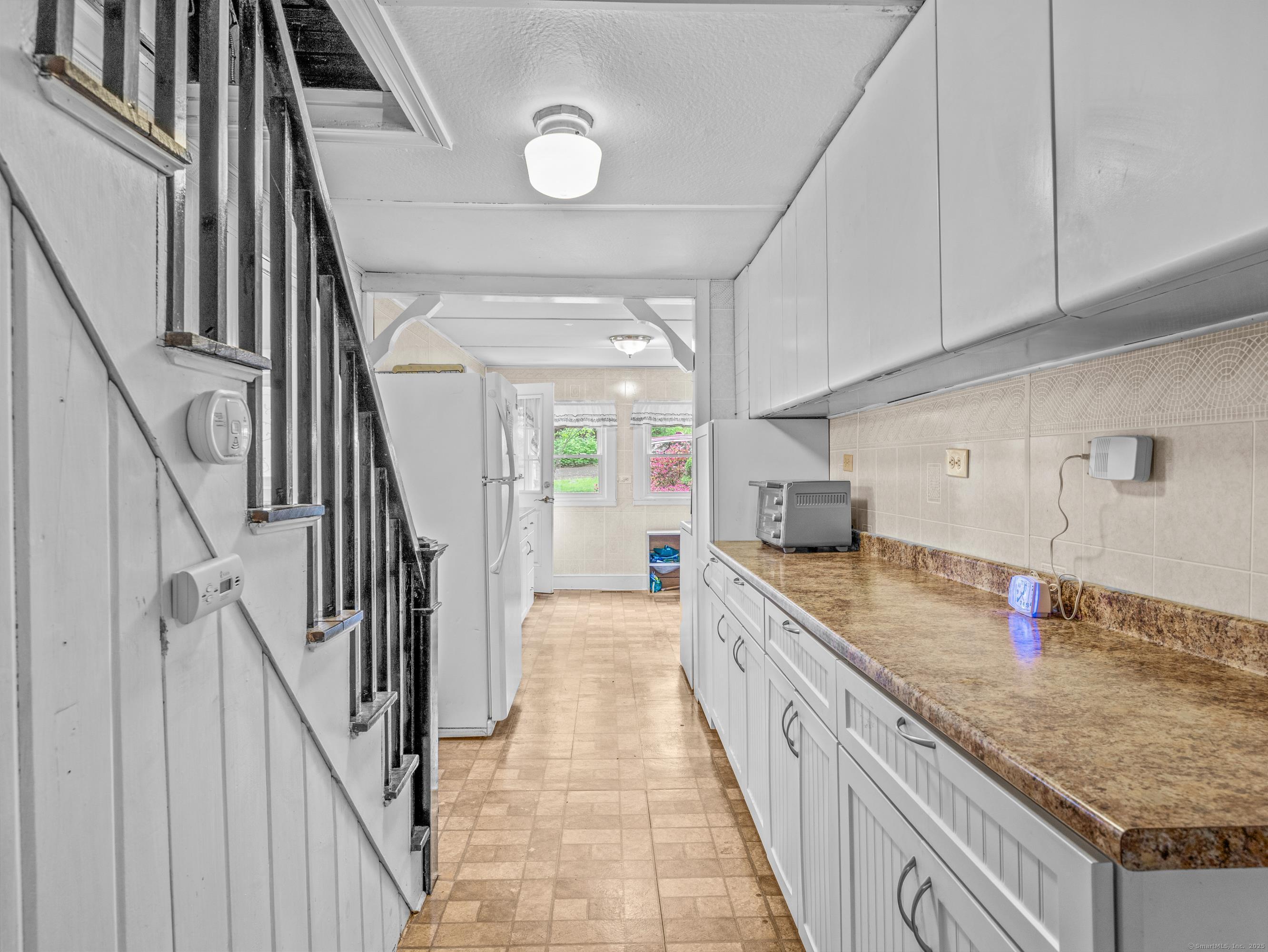 54 Shore Drive, Guilford, Connecticut image 12