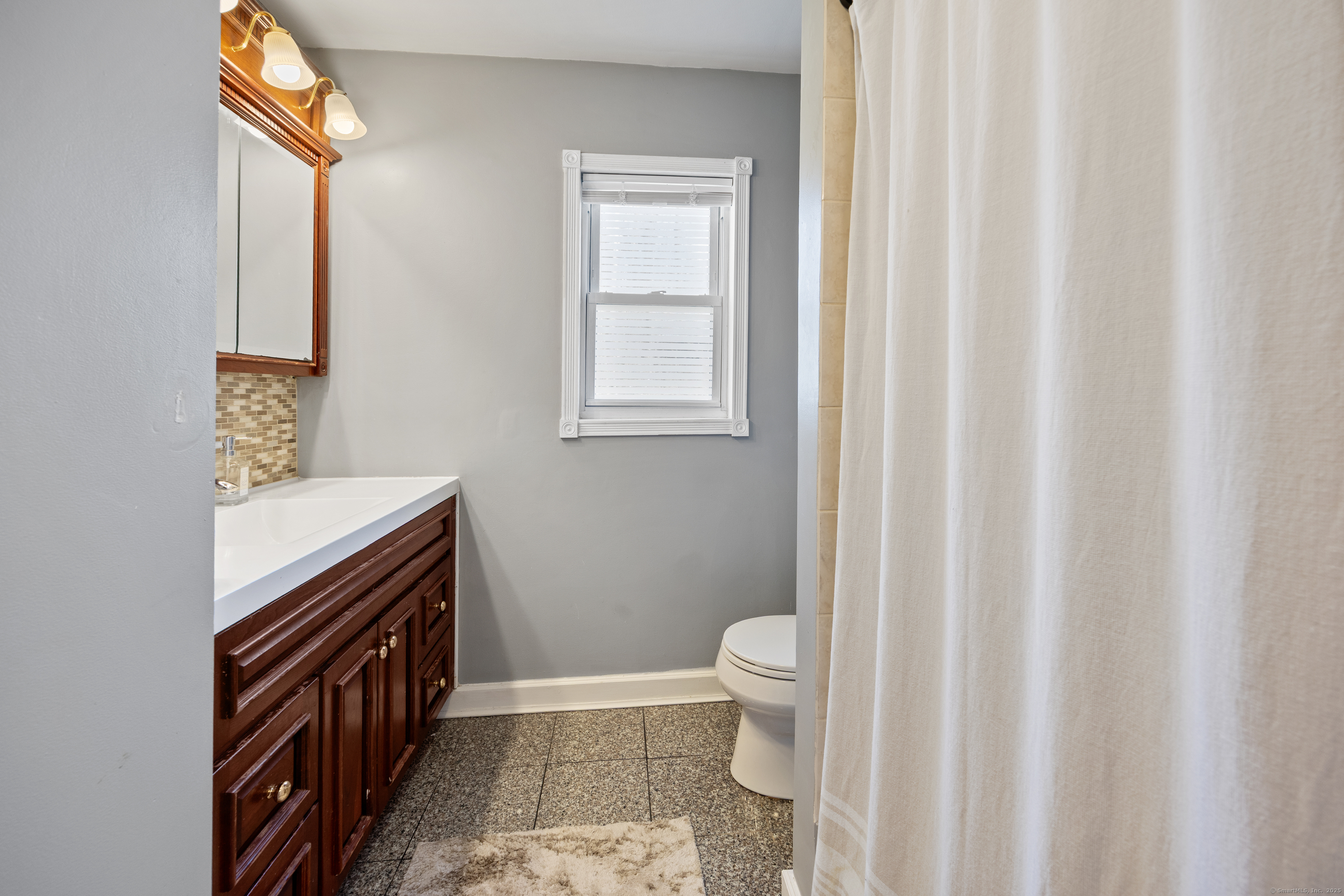 19 Mountain View Terrace, North Branford, Connecticut image 13