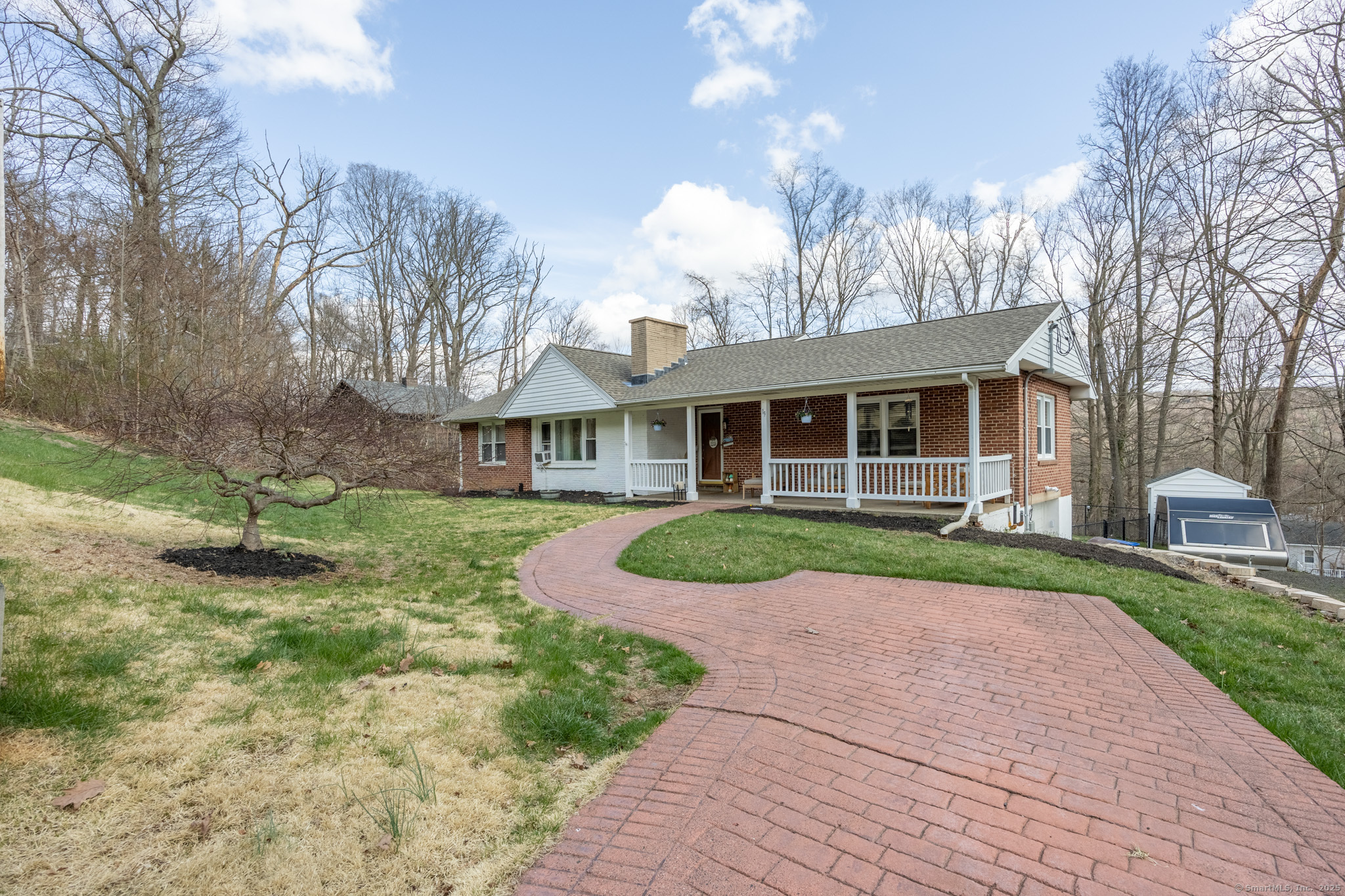 19 Mountain View Terrace, North Branford, Connecticut image 2