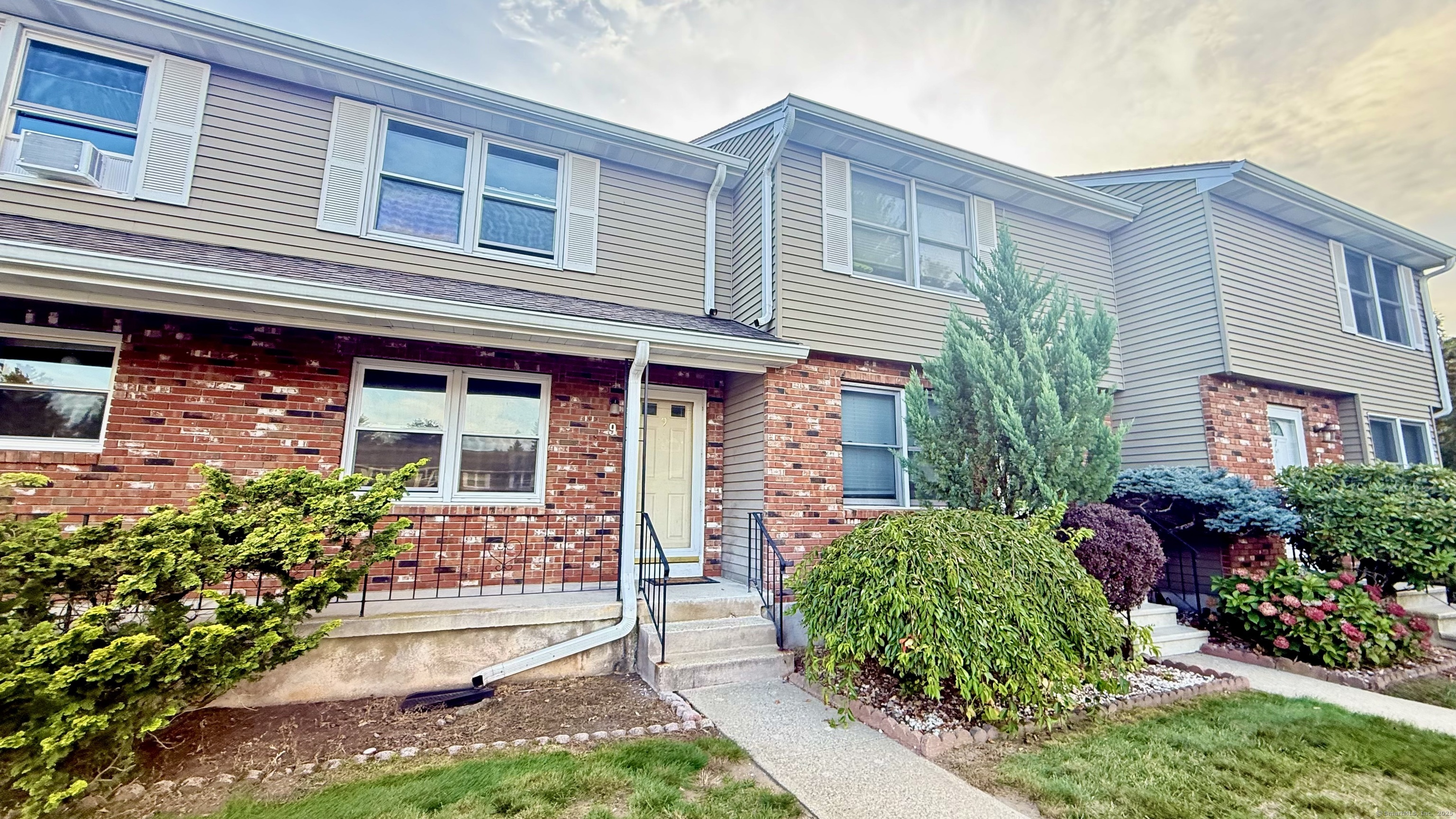 9 Saint Marc Drive E