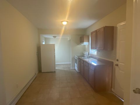 Tiny photo for 21 Cooley Avenue #2, Middletown, CT 06457 (MLS # 24148003)