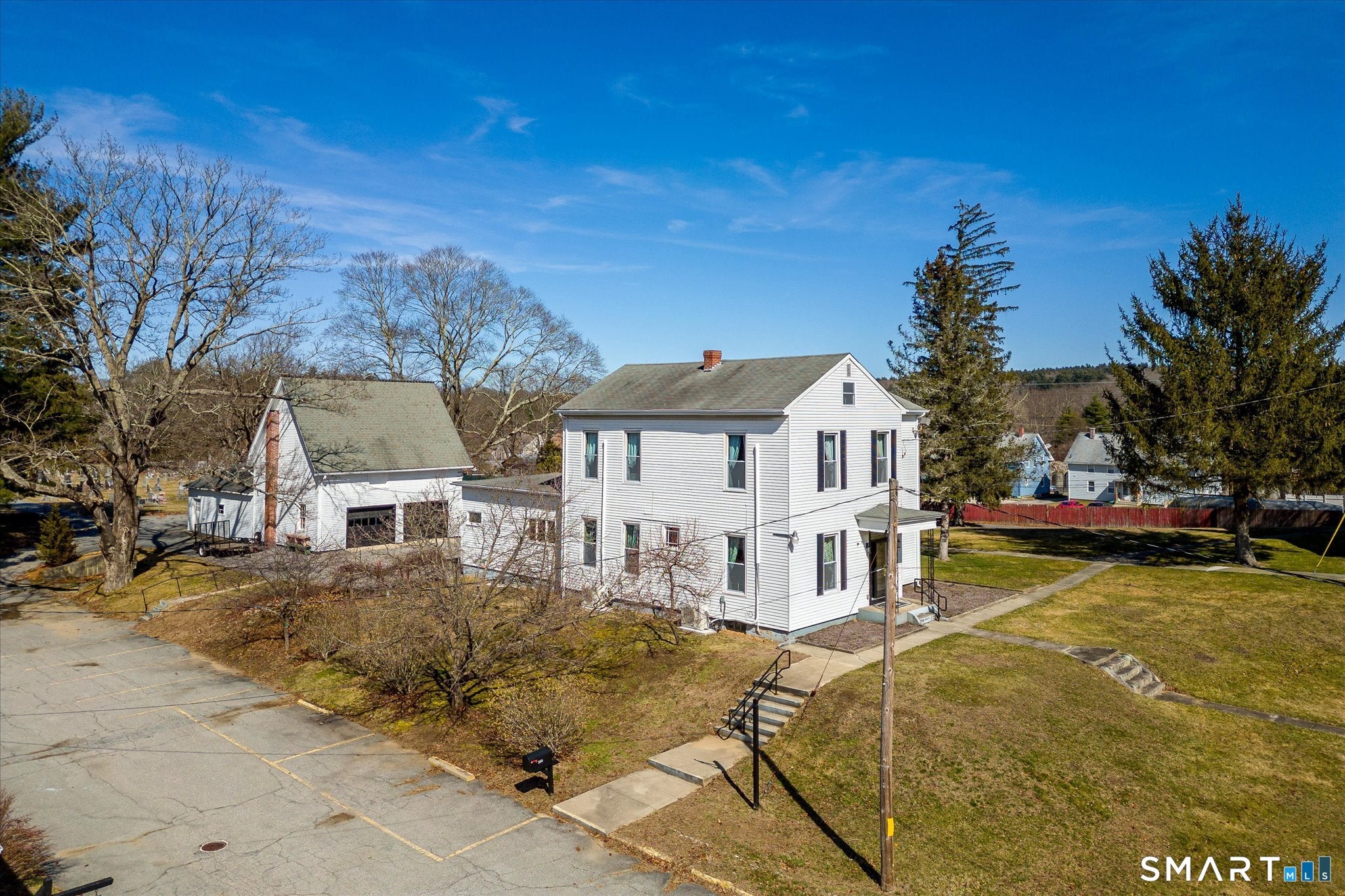 350 Hartford Pike