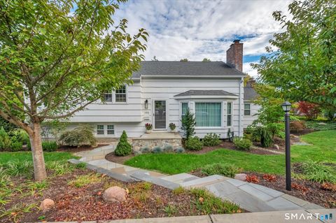 Photo of 195 Hepburn Road, Hamden, CT 06517 (MLS # 24155046)