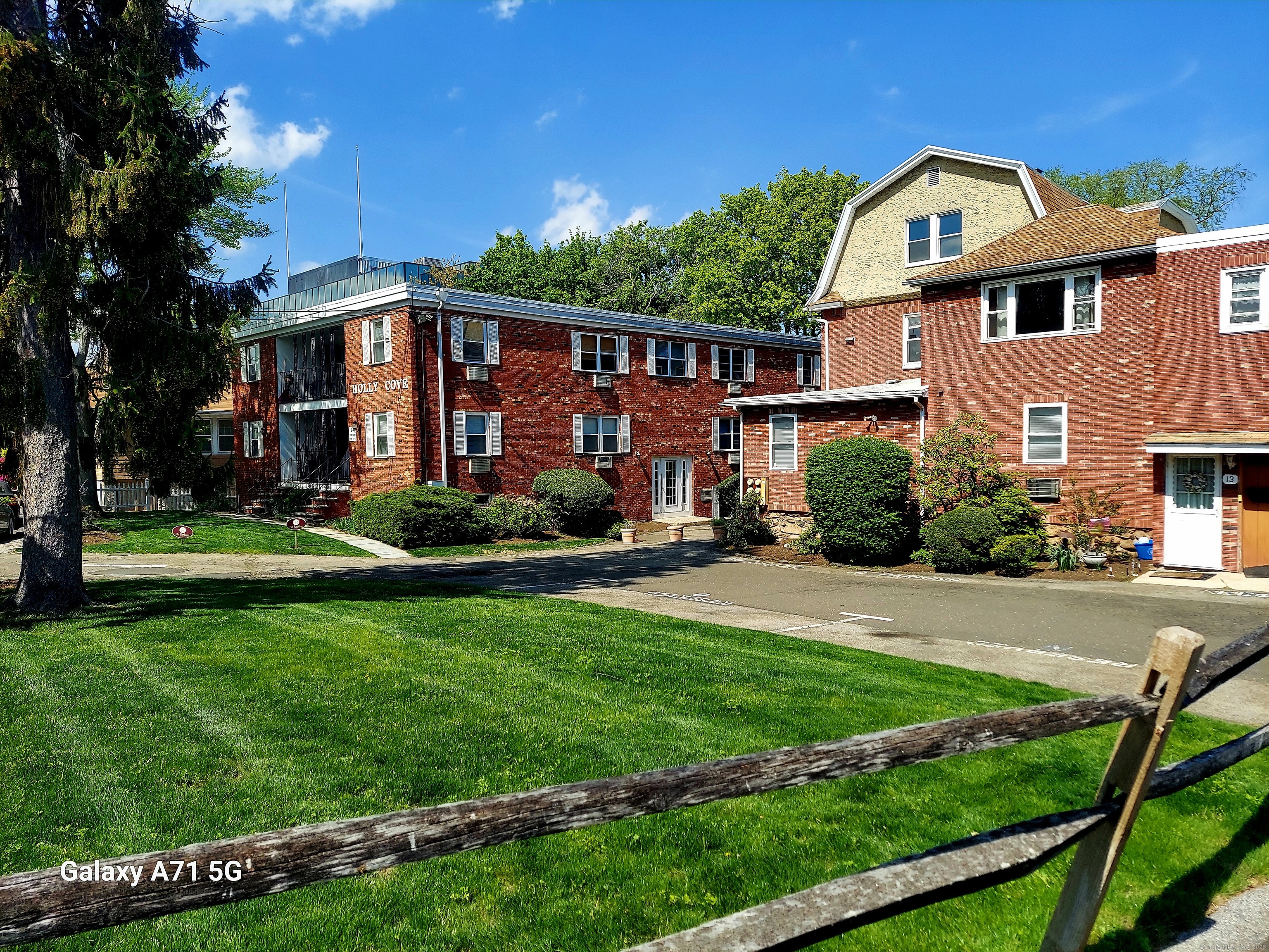 24 Home Court #7, Stamford, Connecticut image 1