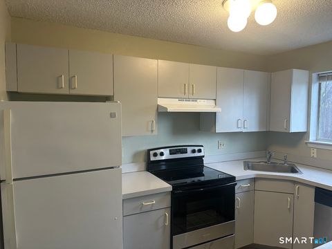 Tiny photo for 925 Oronoke Road #100I, Waterbury, CT 06708 (MLS # 24162293)