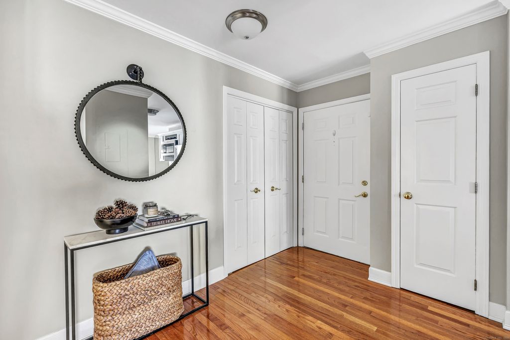 Photo of 170 Forest Street #APT 15, Stamford, CT 06901 (MLS # 24141578)