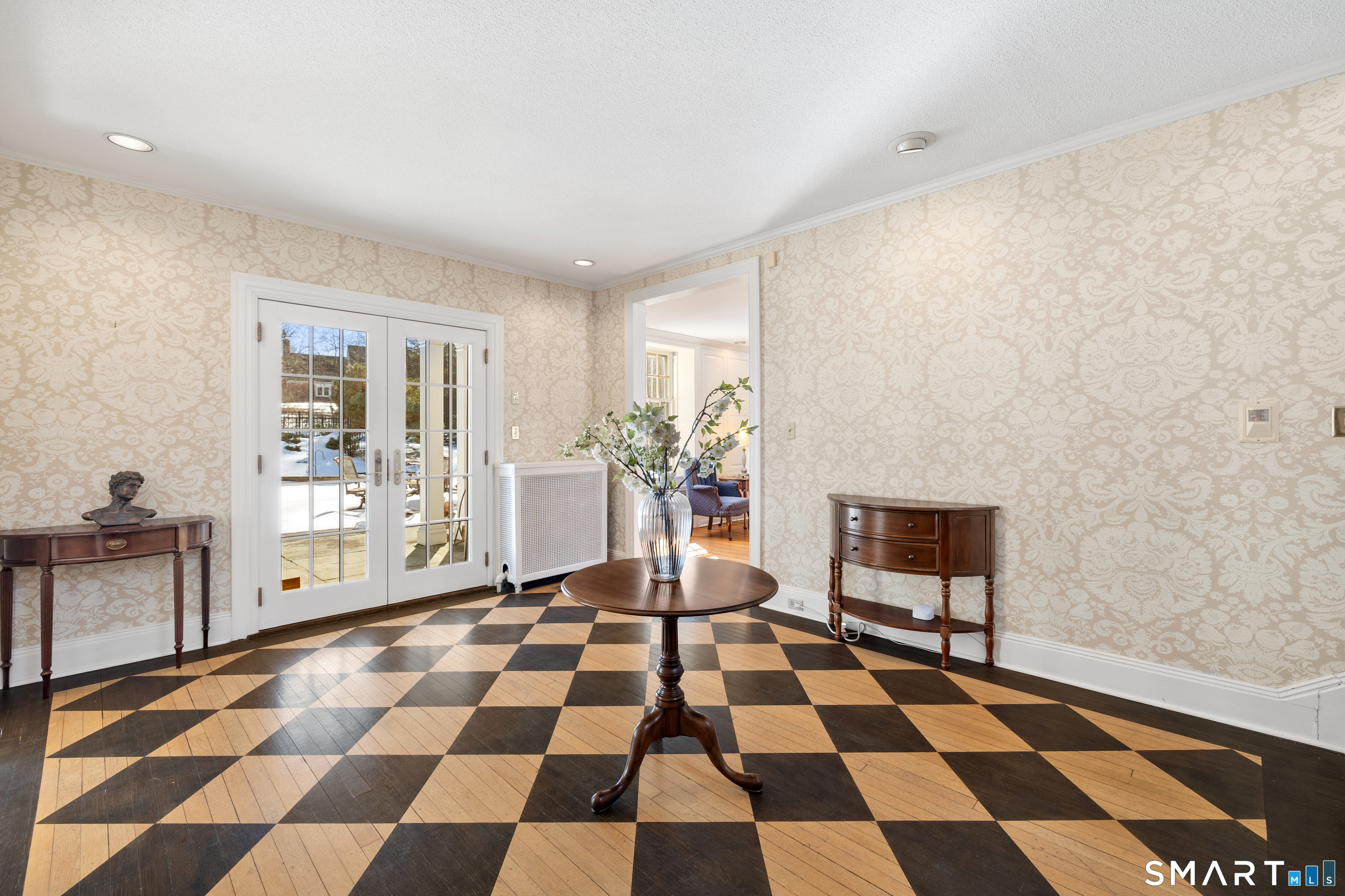 75 Bloomfield Avenue