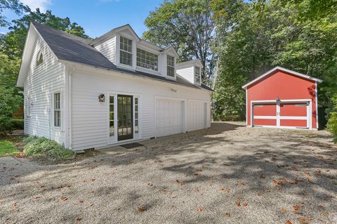 Tiny photo for 944 Pequot Avenue, Fairfield, CT 06890 (MLS # 24132810)