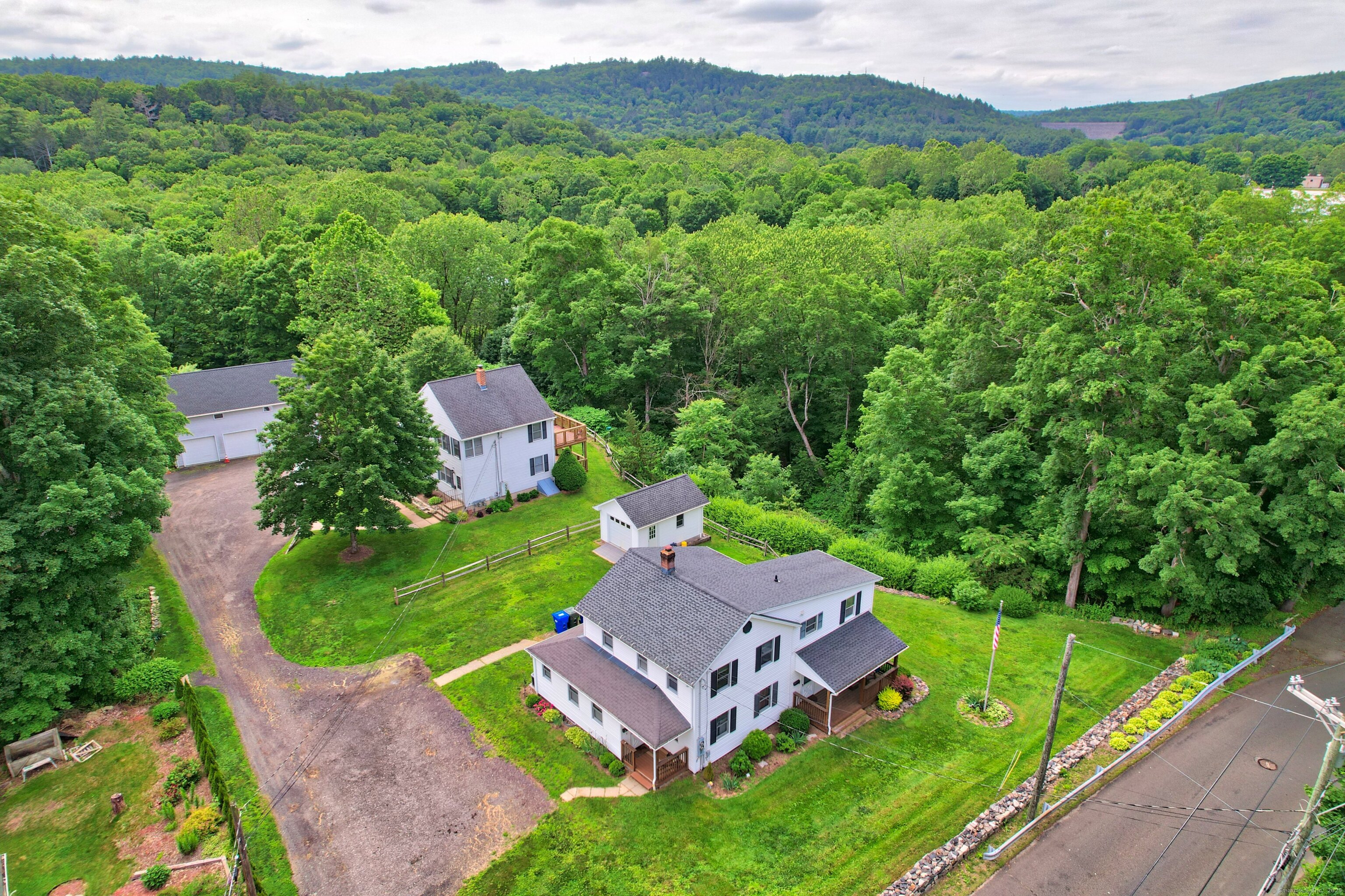 136 Reynolds Bridge Road