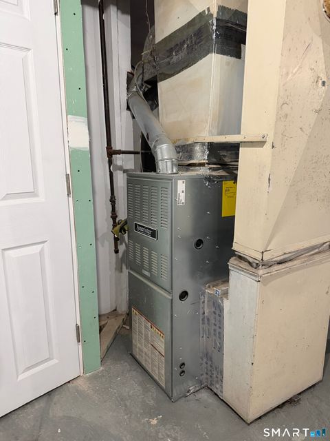 Tiny photo for 843 New Britain Avenue, Hartford, CT 06106 (MLS # 24152803)