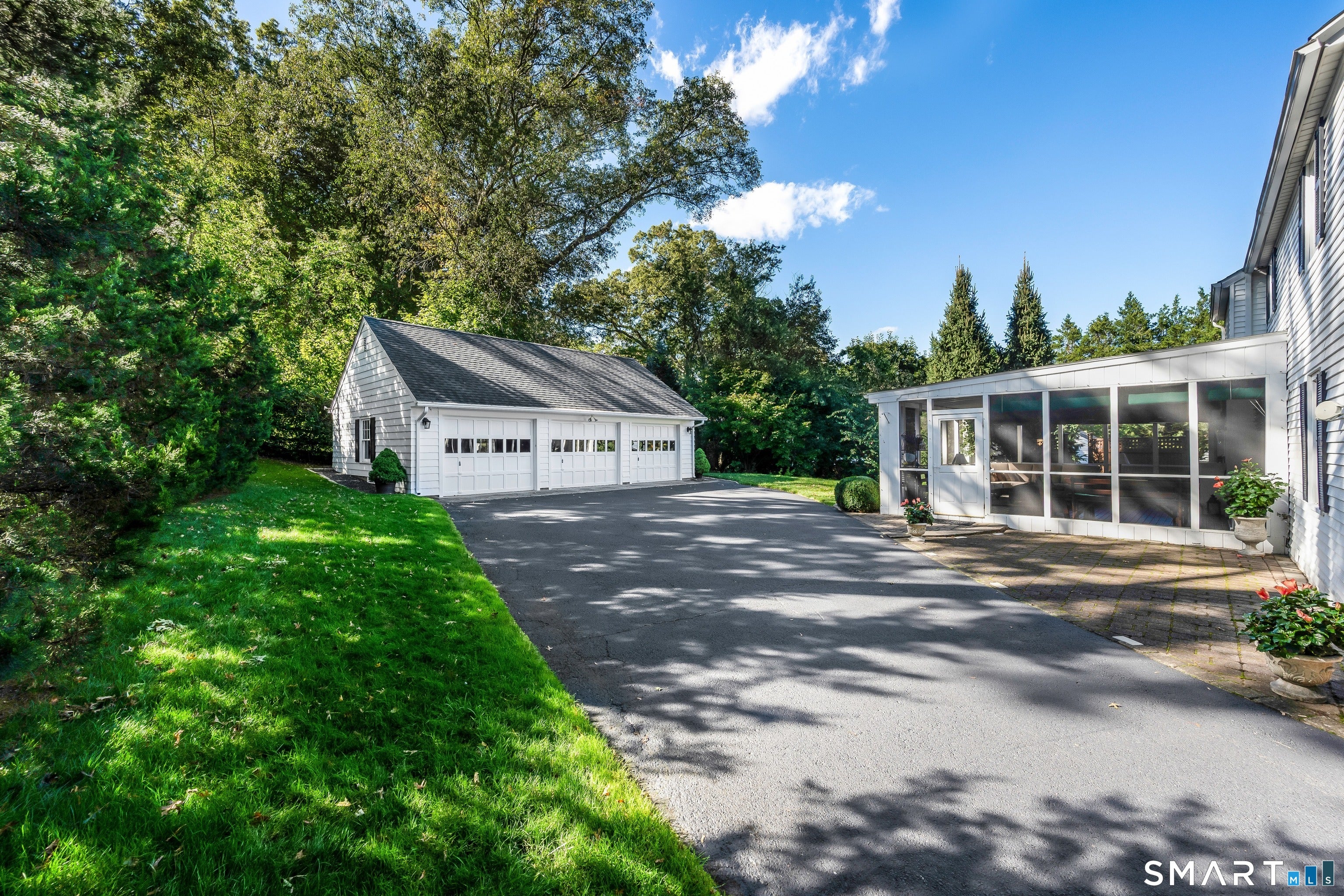 495 Cutspring Road