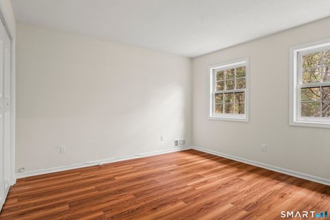 Tiny photo for 3845 Park Avenue #18, Fairfield, CT 06825 (MLS # 24170466)