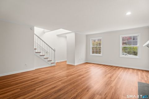 Tiny photo for 3845 Park Avenue #18, Fairfield, CT 06825 (MLS # 24170466)