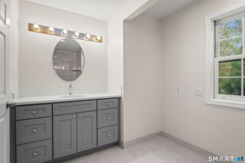 Tiny photo for 3845 Park Avenue #18, Fairfield, CT 06825 (MLS # 24170466)