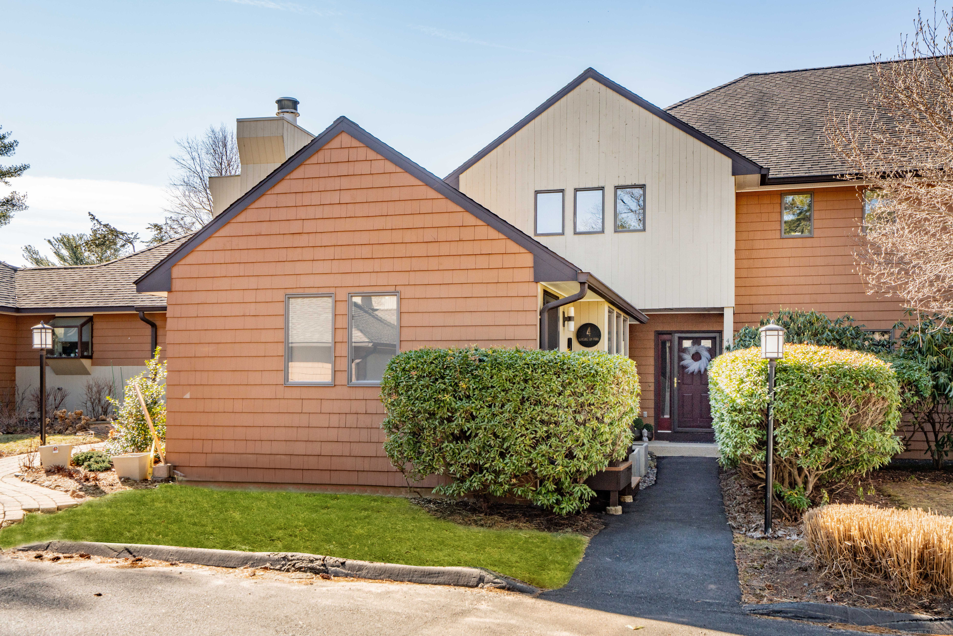 4 Kensington Park #4, Bloomfield, Connecticut image 1