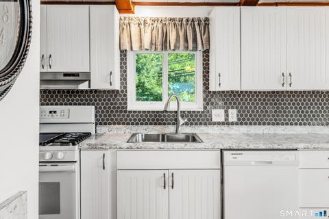 Tiny photo for 19 Laurel View, Wallingford, CT 06492 (MLS # 24199675)