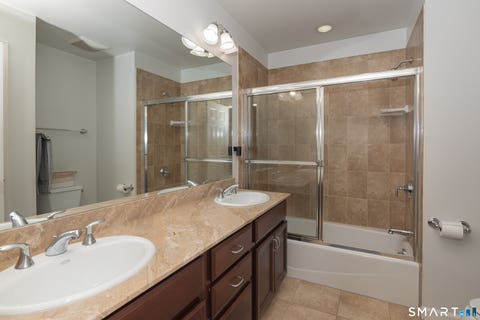 Tiny photo for 10 Dogwood Court #10, Middlebury, CT 06762 (MLS # 24201596)