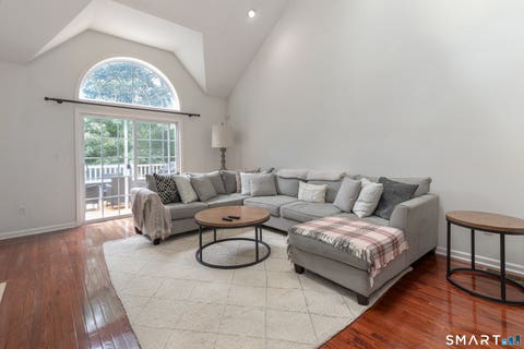 Tiny photo for 10 Dogwood Court #10, Middlebury, CT 06762 (MLS # 24201596)
