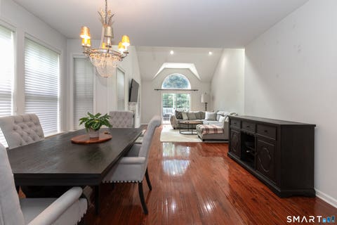 Tiny photo for 10 Dogwood Court #10, Middlebury, CT 06762 (MLS # 24201596)