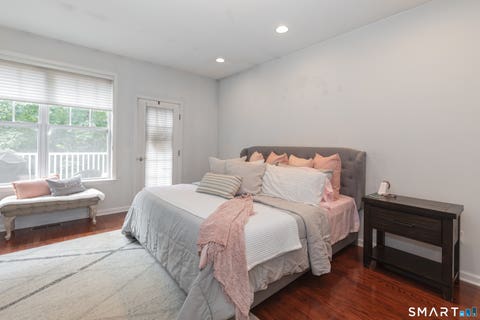 Tiny photo for 10 Dogwood Court #10, Middlebury, CT 06762 (MLS # 24201596)
