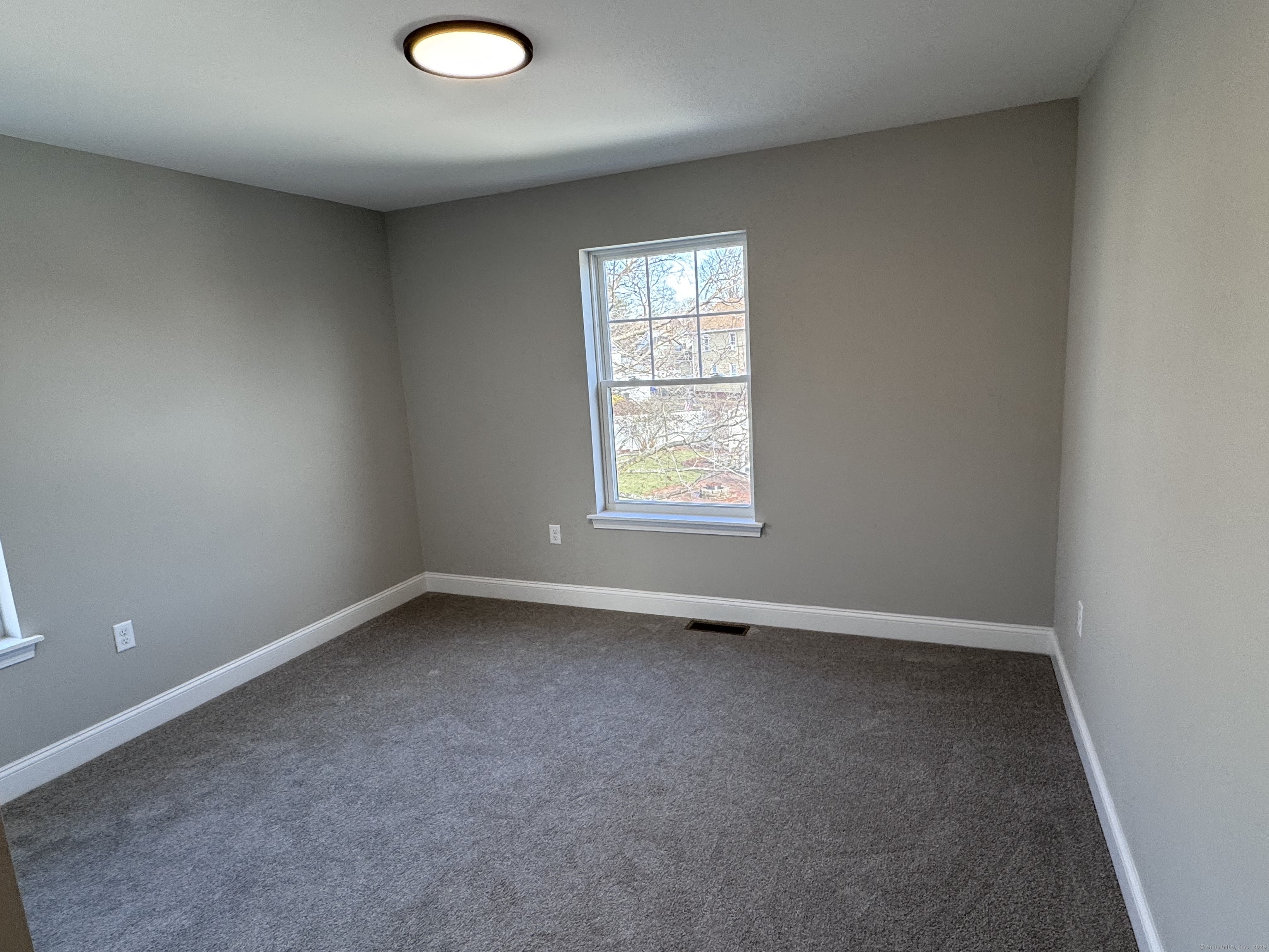 29 Suffield Street, Windsor Locks, Connecticut image 28