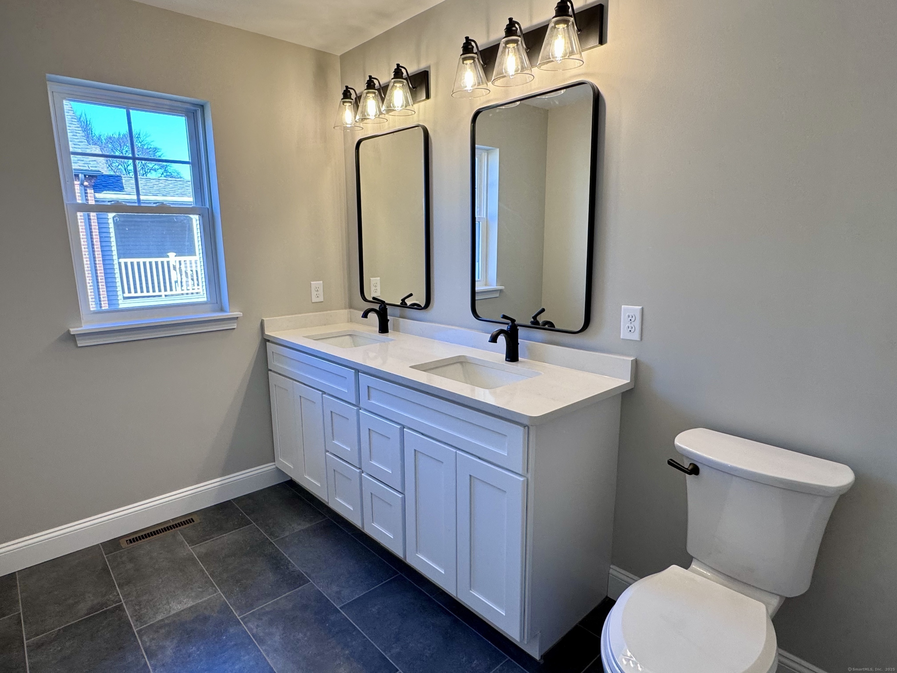 29 Suffield Street, Windsor Locks, Connecticut image 21