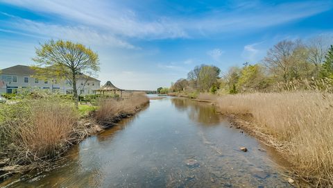 Tiny photo for 10 Fort Hill Road #6C, Groton, CT 06340 (MLS # 24155890)