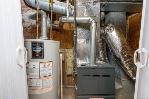 Tiny photo for 201 Saybrooke Street, Hartford, CT 06106 (MLS # 24137201)