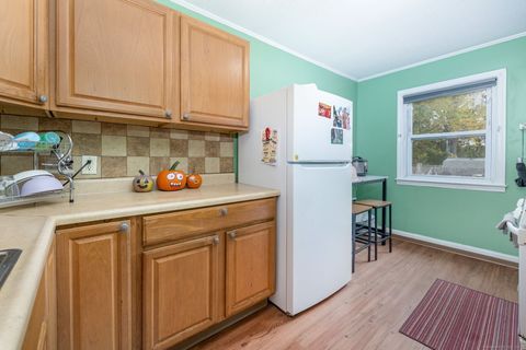 Tiny photo for 201 Saybrooke Street, Hartford, CT 06106 (MLS # 24137201)