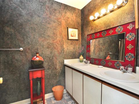 Tiny photo for 81 Silo Way #81, Bloomfield, CT 06002 (MLS # 24133929)