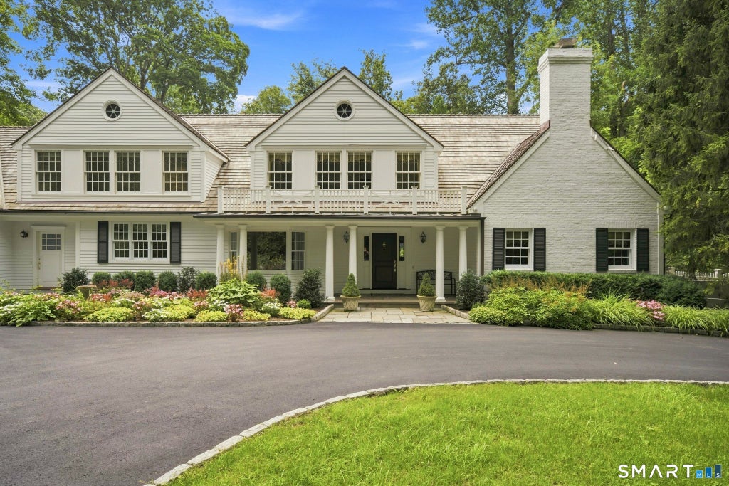 Photo of 739 Lake Avenue, Greenwich, CT 06830 (MLS # 24204371)