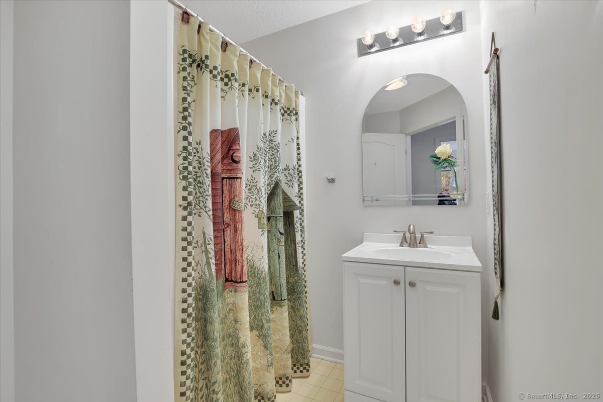 922 Sweetheart Path #922, Southington, Connecticut image 16