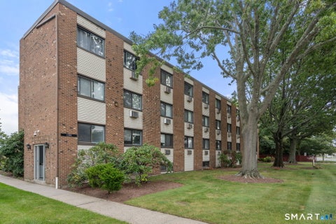 Photo of 1168 Main Street #B 5, Stratford, CT 06615 (MLS # 24209403)