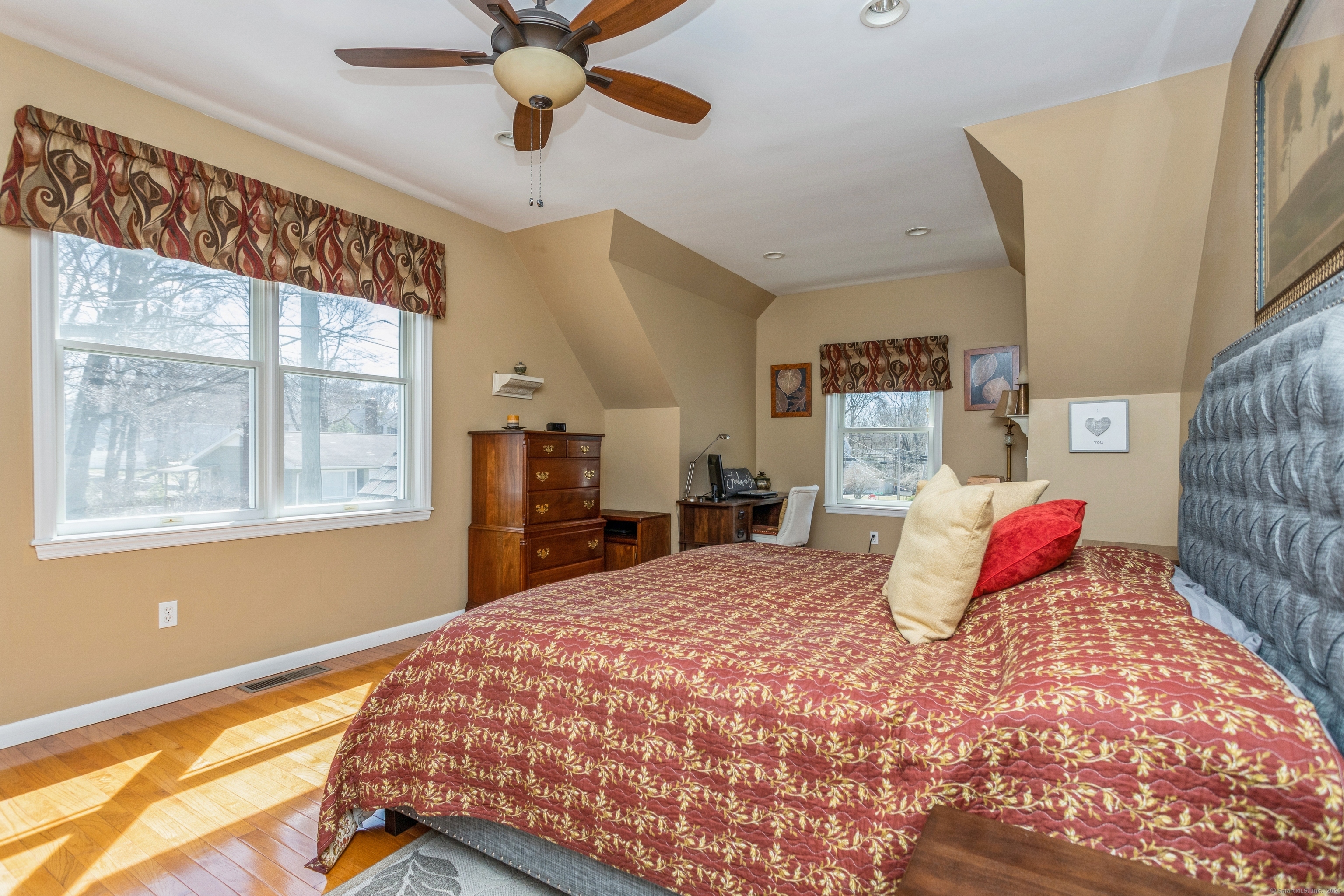 4 Wood Street, Danbury, Connecticut image 21